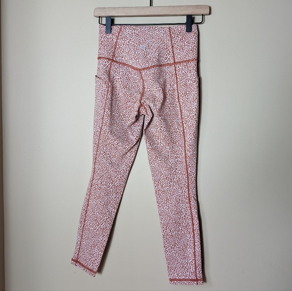 ATHLETA salutation stash pocket textured tights size XS - Picture 7 of 9